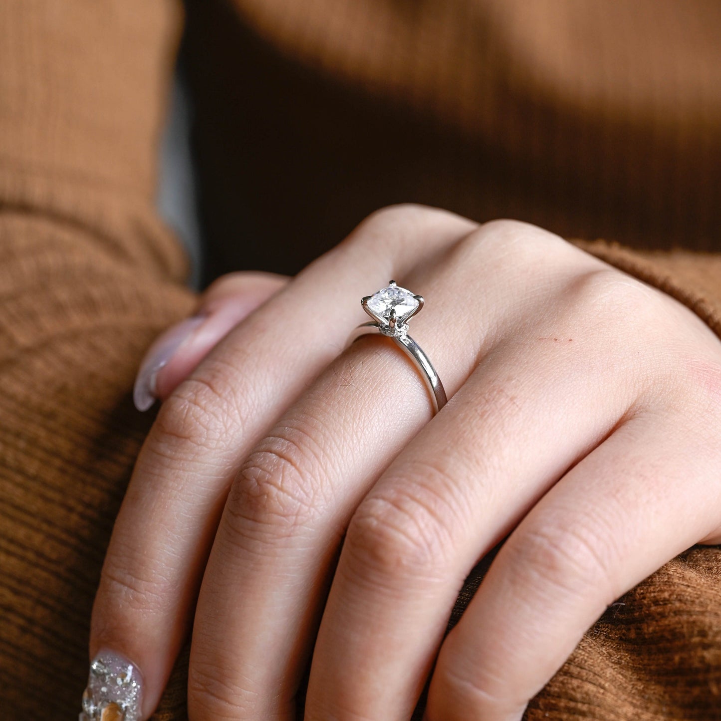 CausYou 戒指 Solid Gold Cushion Cut Engagement Ring With Halo, Knife Edge Setting, Solitaire Wedding Ring With Hidden Halo For Women