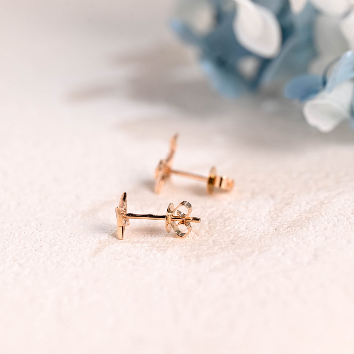 CausYou earrings Solid Gold Star Earring Studs
