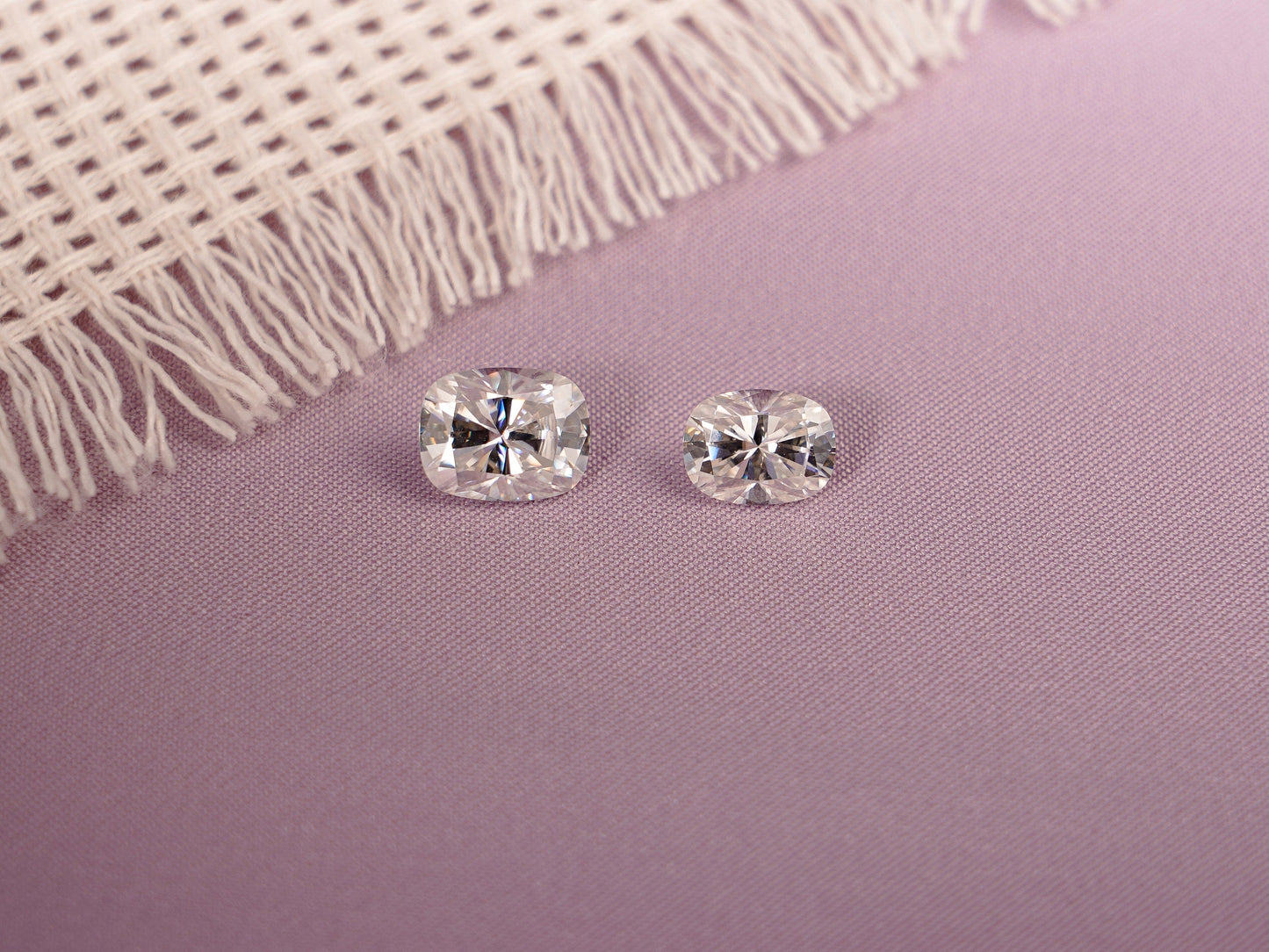 CausYou Loose Stone Elongated Cushion Cut Moissanite Loose Stone, D Color VVS1 Clarity Gemstone for Jewelry Making