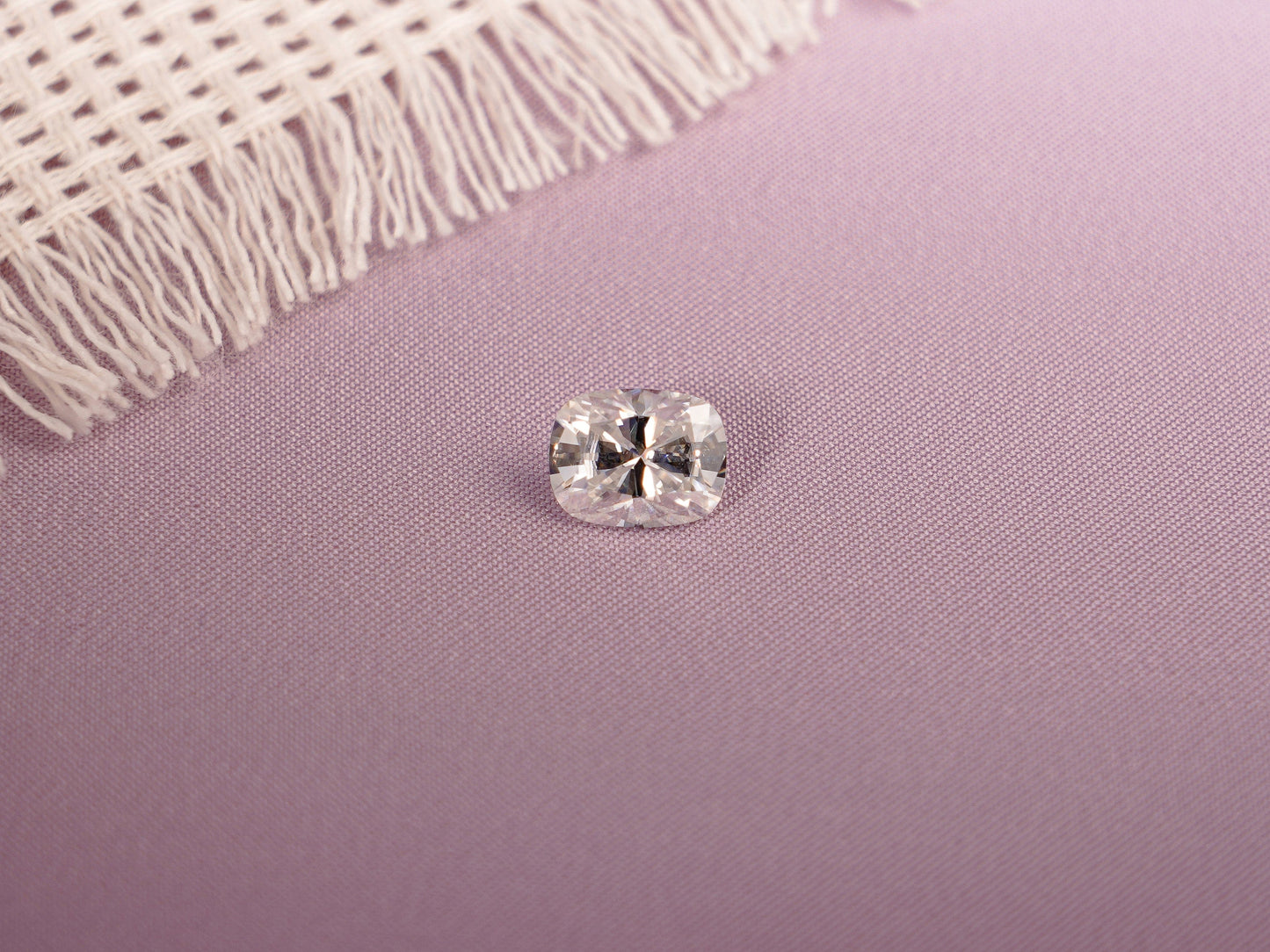 CausYou Loose Stone Elongated Cushion Cut Moissanite Loose Stone, D Color VVS1 Clarity Gemstone for Jewelry Making