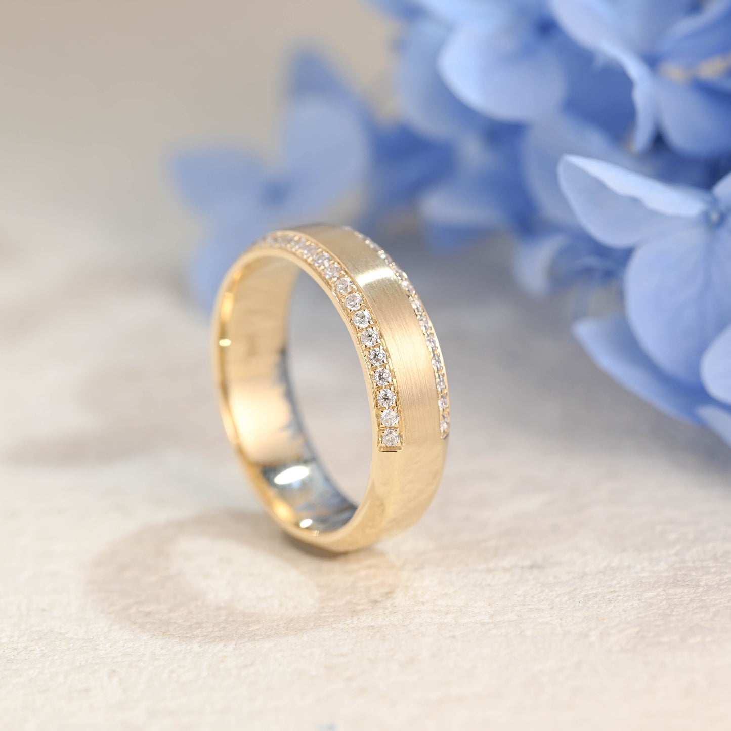CausYou men's wedding ring Solid Gold 6mm Satin-Finish Round Cut Moissanite Wedding Band for Men