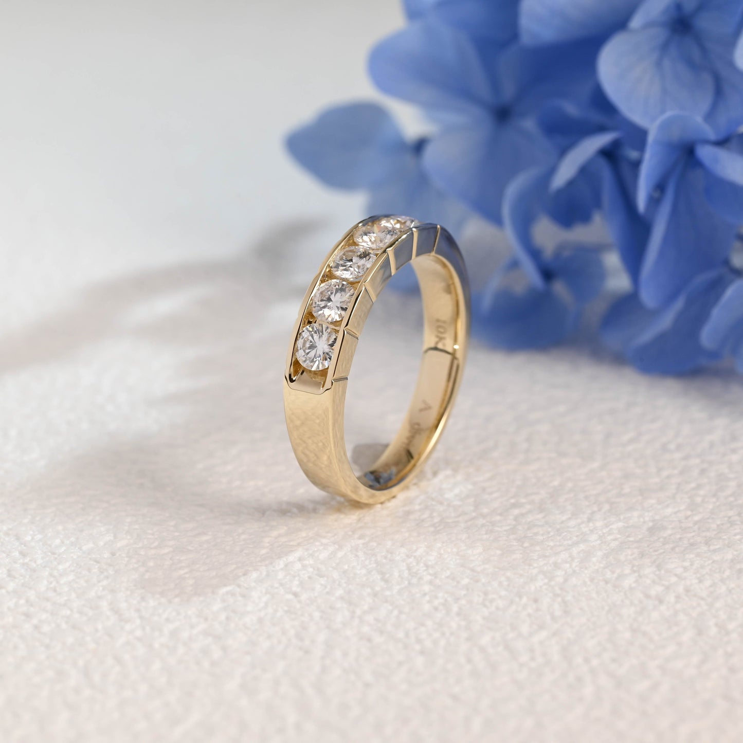CausYou men's wedding ring Solid Gold Round Cut Moissanite Wedding Ring