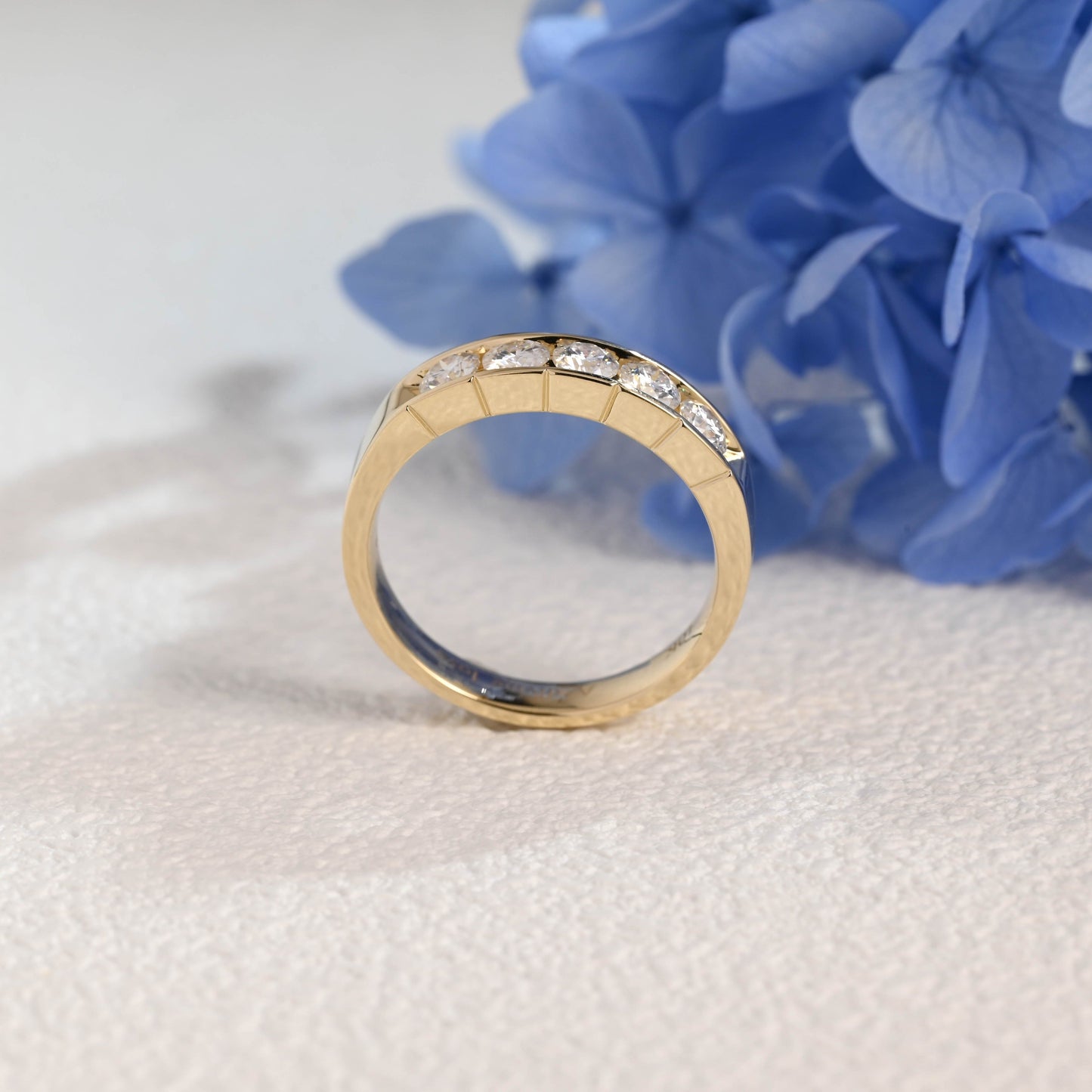 CausYou men's wedding ring Solid Gold Round Cut Moissanite Wedding Ring