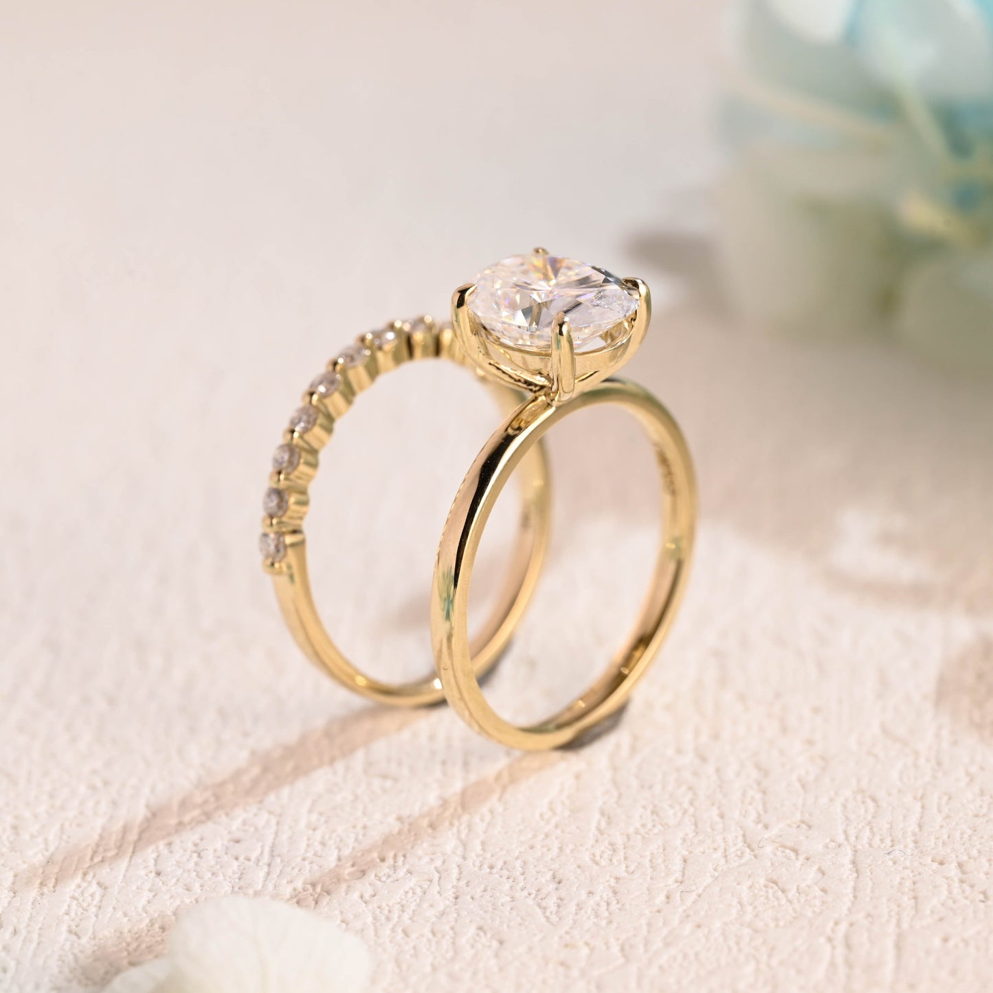 CausYou oval cut bridal set Solid Gold Oval Cut Moissanite Engagement Ring and Wedding Ring Set, Bridal Ring Set, Gift for Woman, Wife