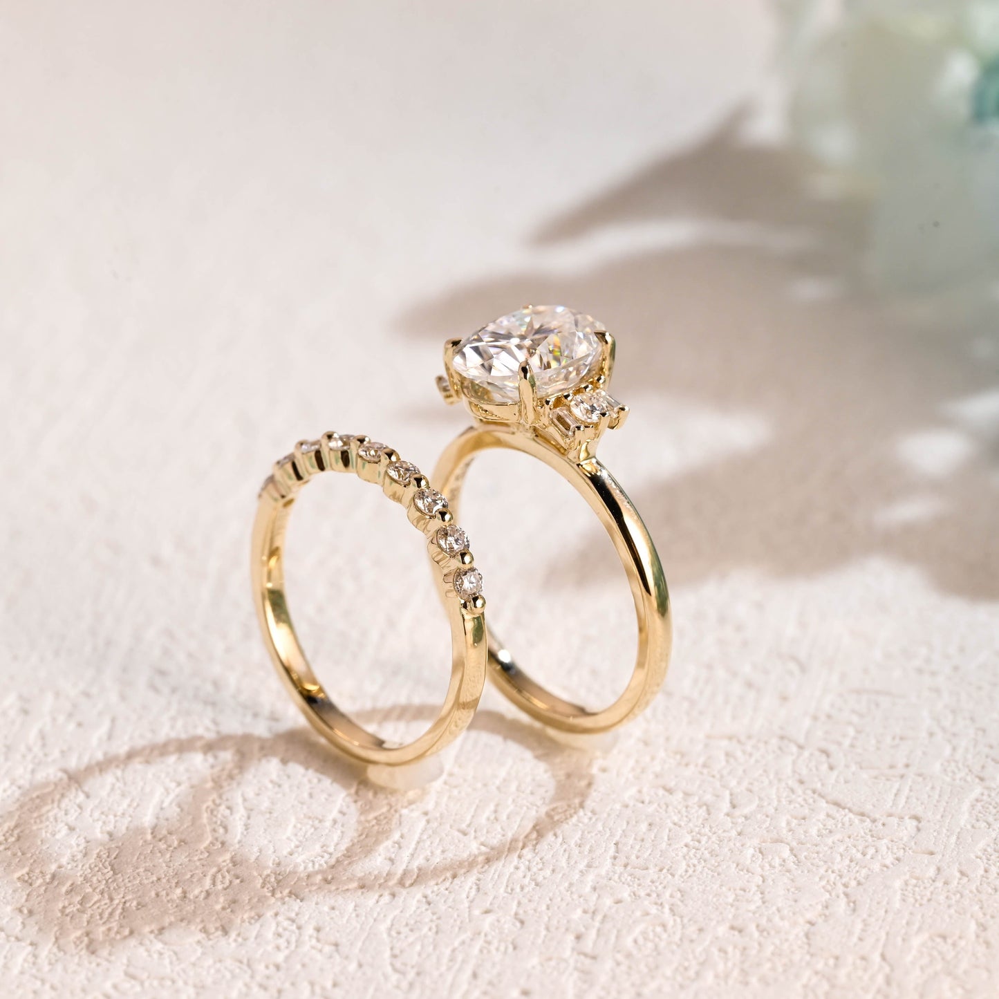 CausYou oval cut bridal set Solid Gold Oval Cut Moissanite Engagement Ring and Wedding Ring Set, Bridal Set, Gift for Woman, Wife