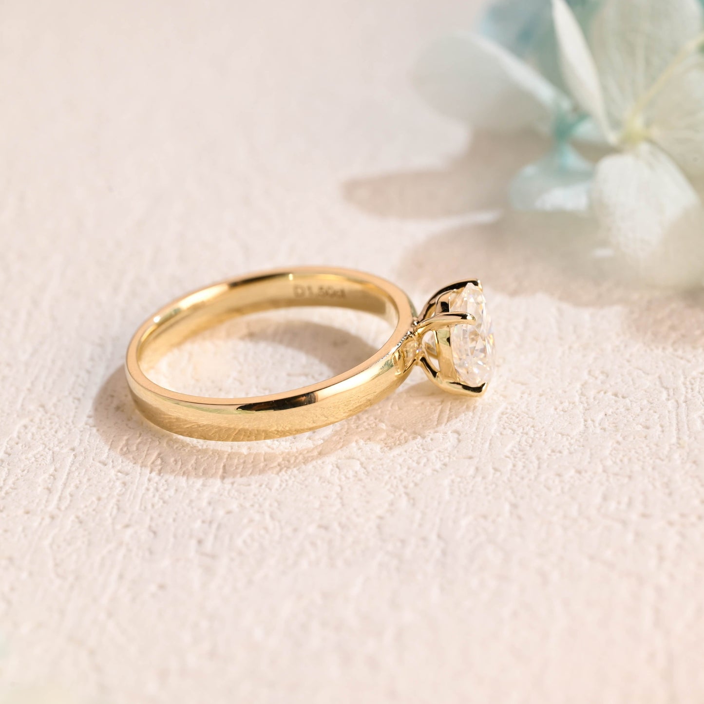 CausYou oval cut moissanite engagement ring Solid Gold 3.5mm Width Solitaire Oval Cut Moissanite Engagement Ring
