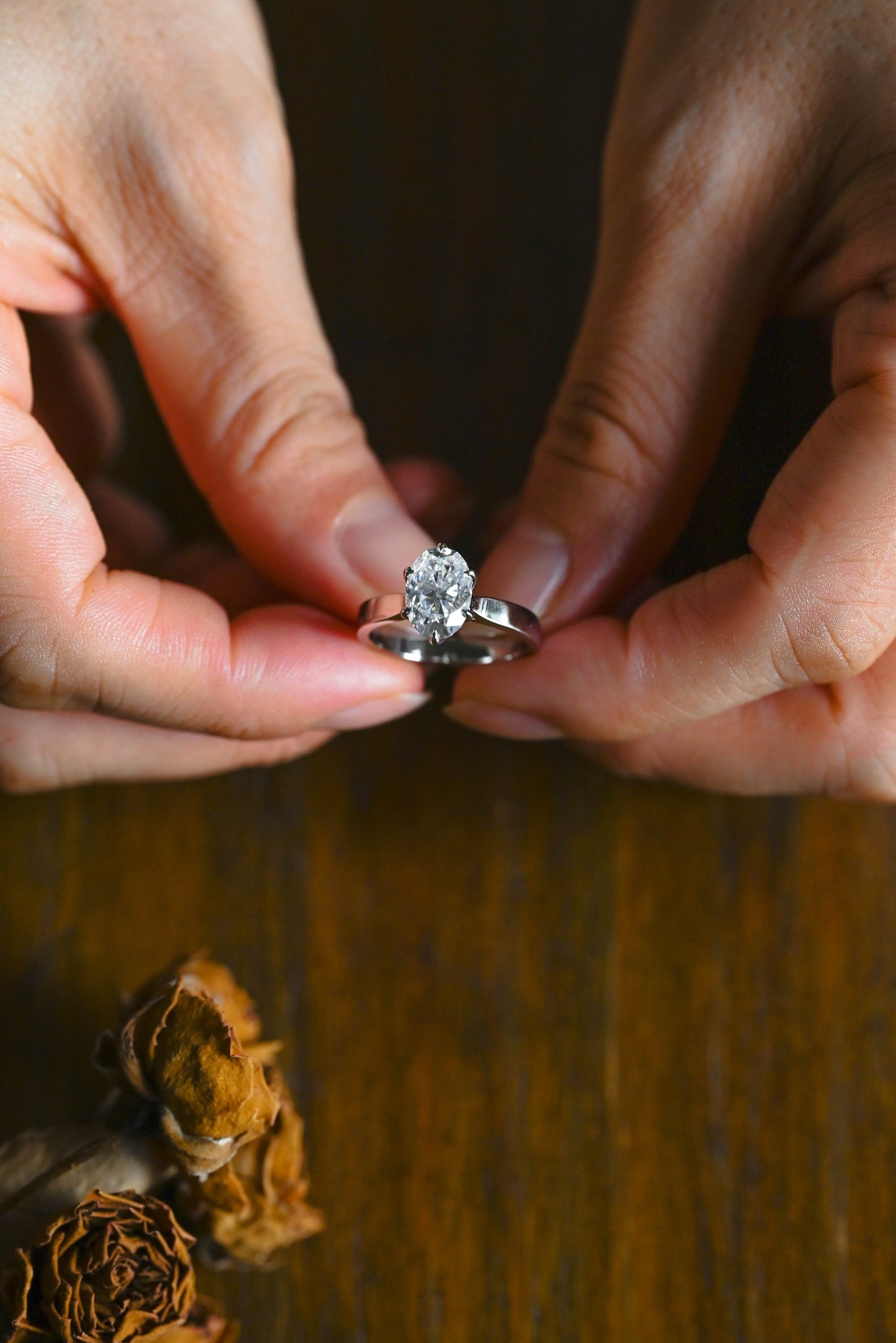 CausYou oval cut moissanite engagement ring Solid Gold 3mm Width Tulip Solitaire Oval Cut Moissanite Engagement Ring