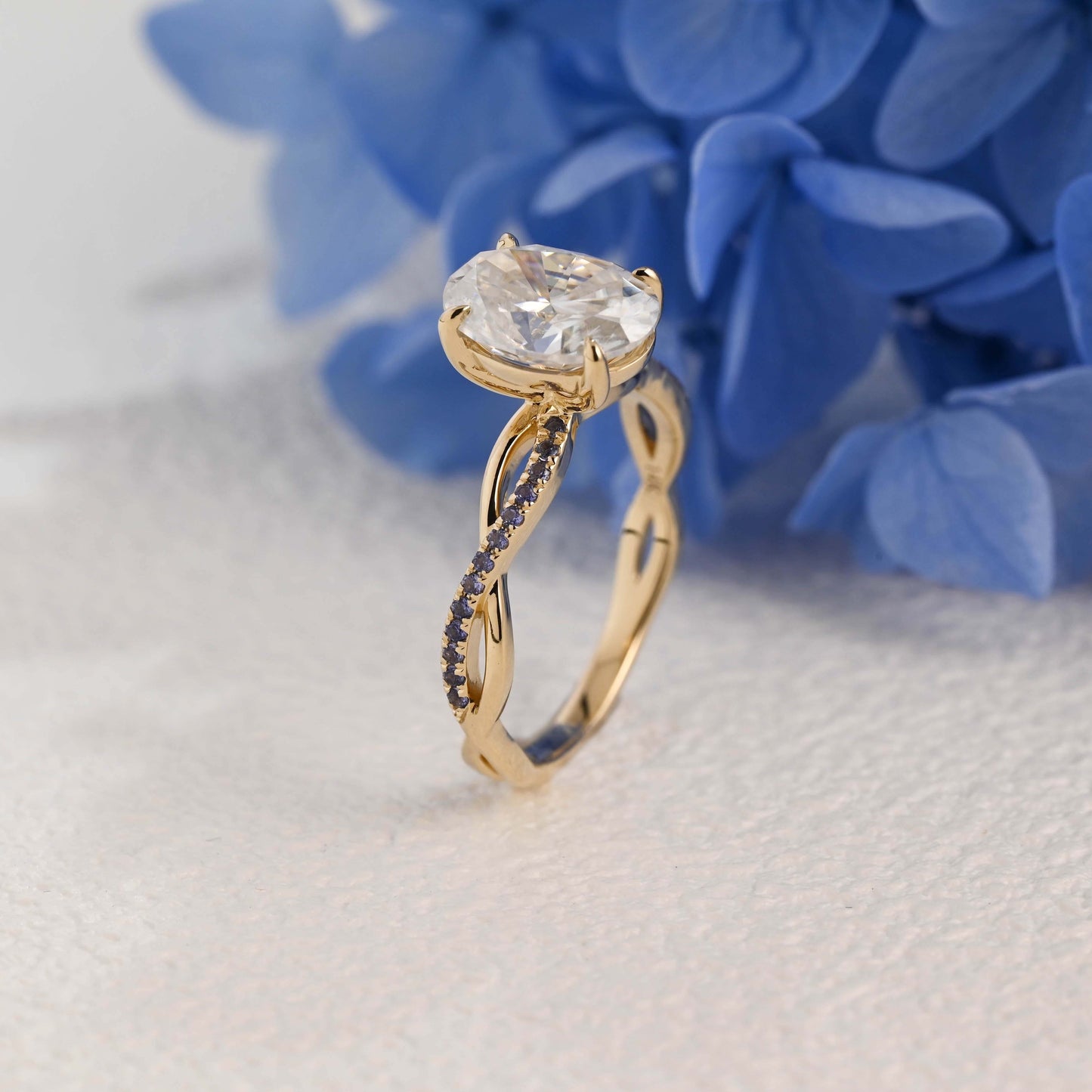 CausYou oval cut moissanite engagement ring Solid Gold Frame Twist Amethyst Shank Oval Moissanite Engagement Ring
