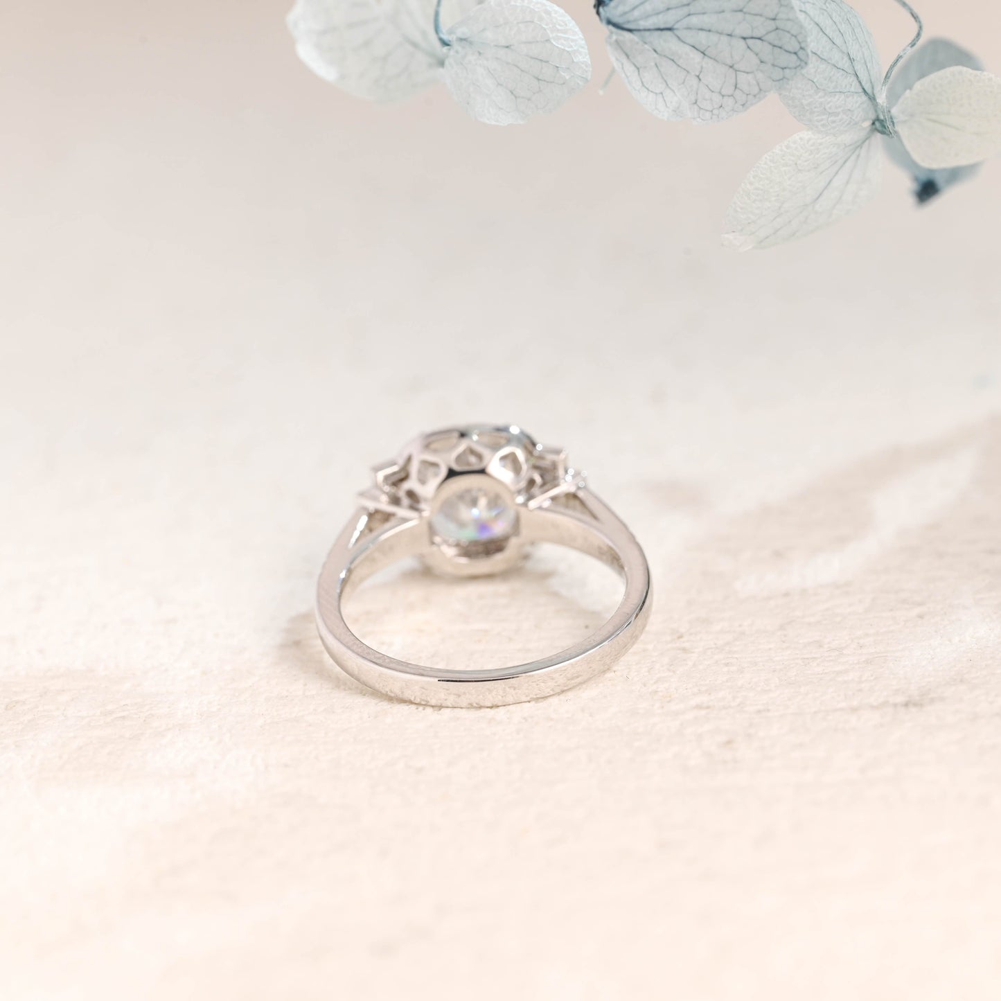 CausYou oval cut moissanite engagement ring Solid Gold Oval Cut Moissanite Engagement Ring