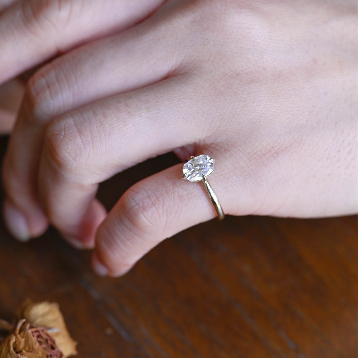 CausYou oval cut moissanite engagement ring Solid Gold Solitaire Bypass Oval Cut Moissanite Engagement Ring