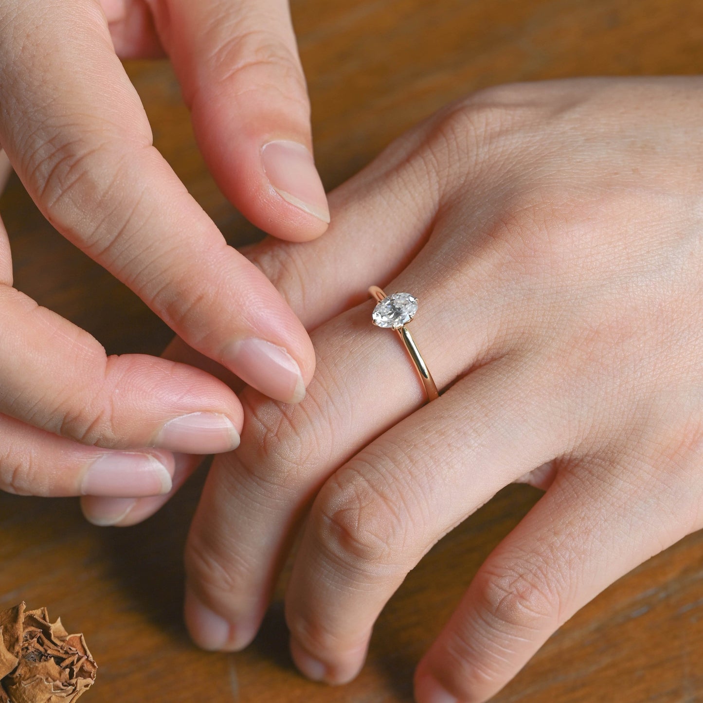CausYou oval cut moissanite engagement ring Solid Gold Solitaire Oval Cut Moissanite Engagement Ring