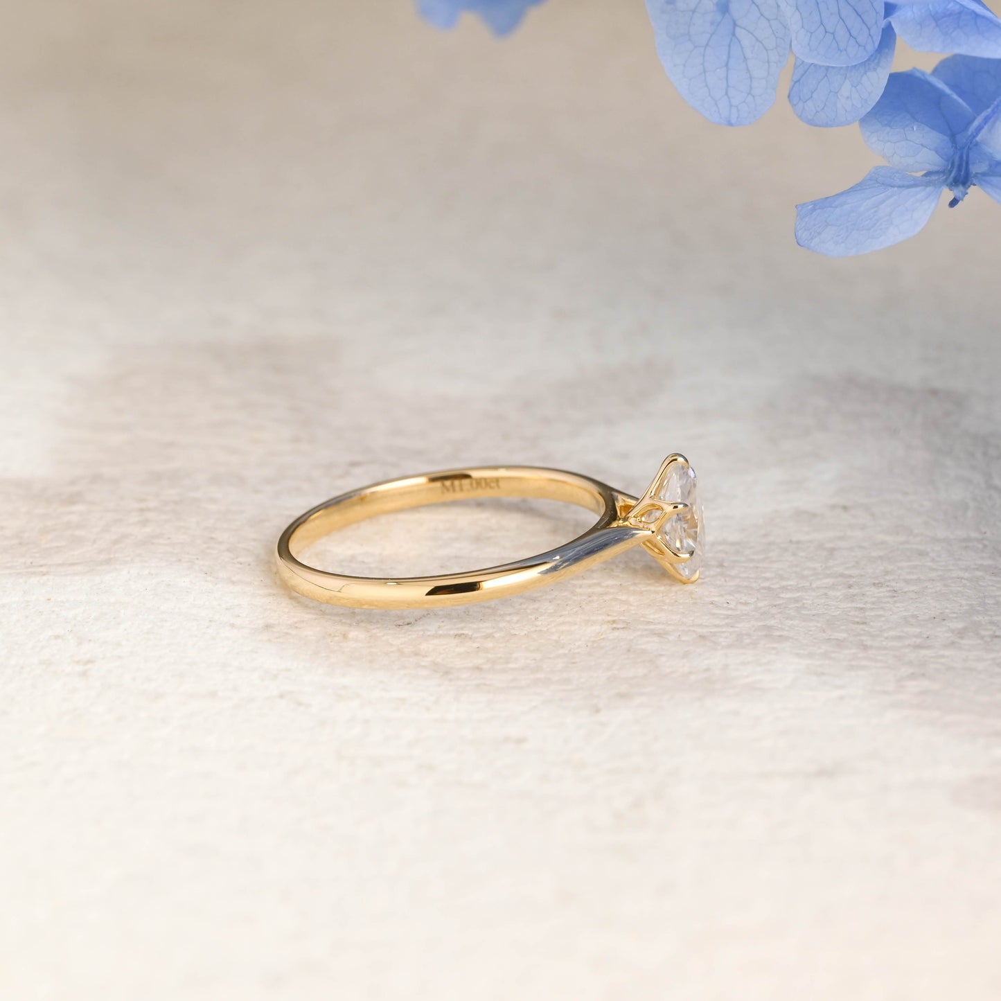 CausYou oval cut moissanite engagement ring Solid Gold Solitaire Oval Cut Moissanite Engagement Ring