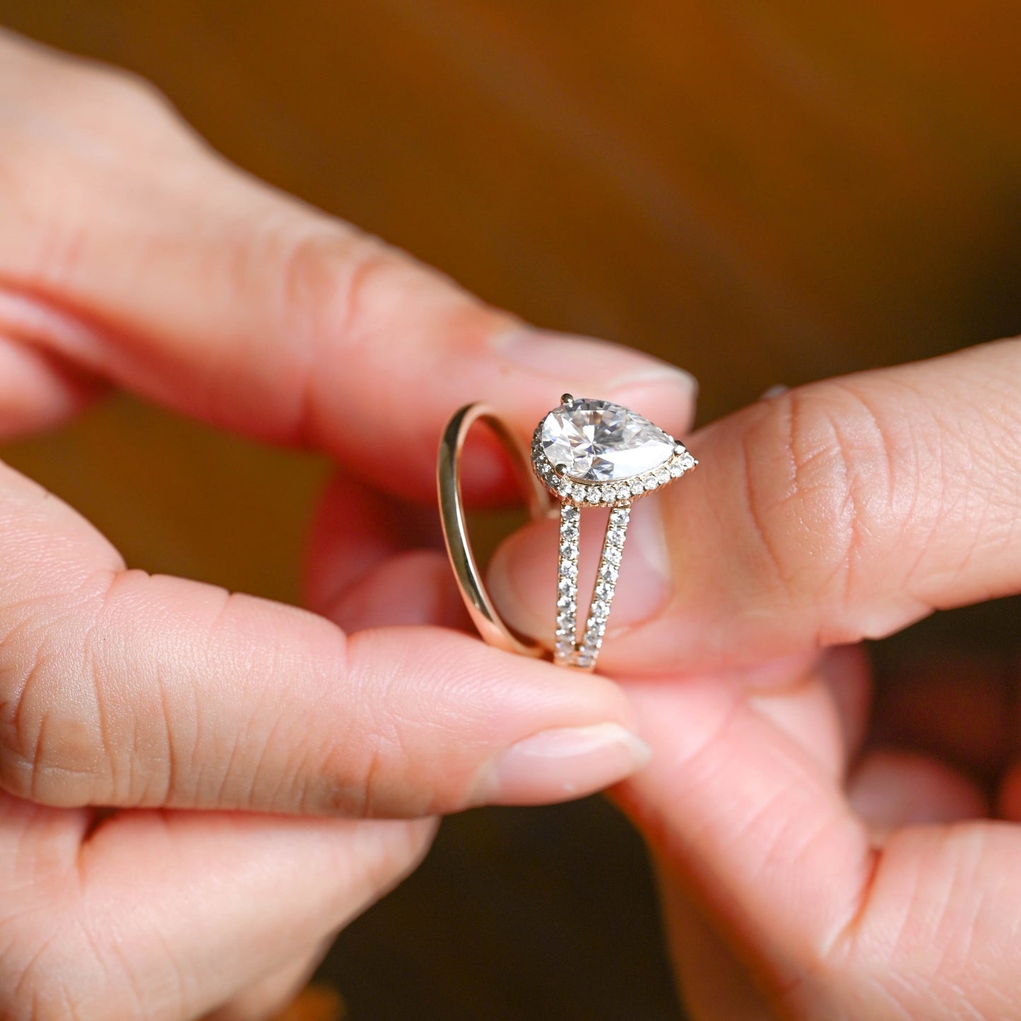 CausYou pear cut bridal set Solid Gold Pear Cut Moissanite Engagement Ring and Wedding Ring Set
