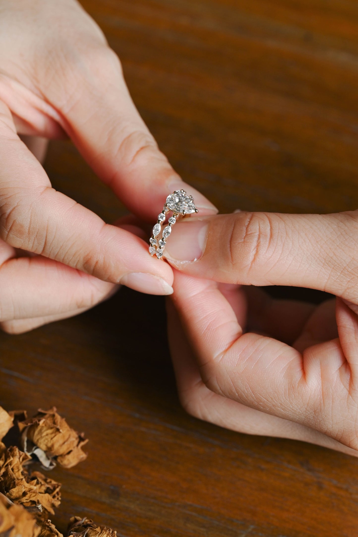 CausYou pear cut bridal set Solid Gold Pear Cut Moissanite Engagement Ring and Wedding Ring Set
