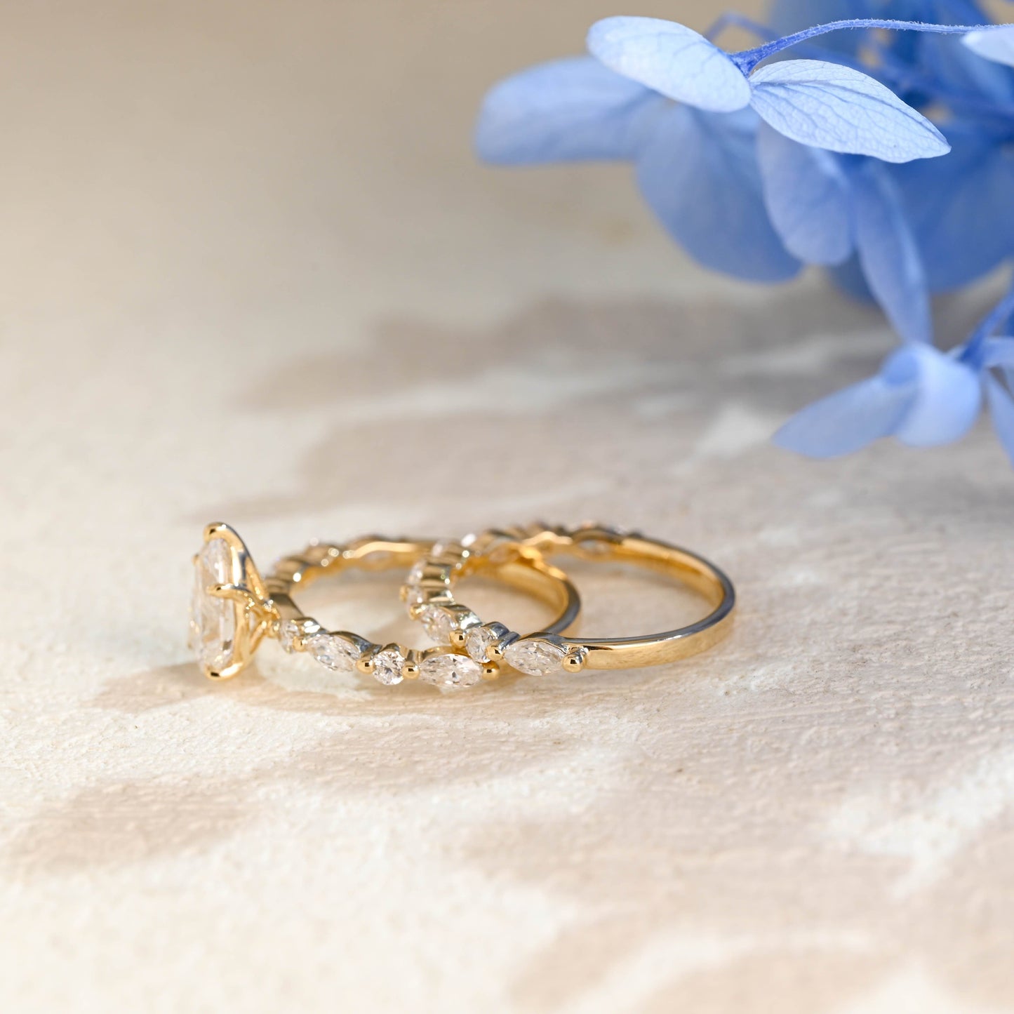CausYou pear cut bridal set Solid Gold Pear Cut Moissanite Engagement Ring and Wedding Ring Set