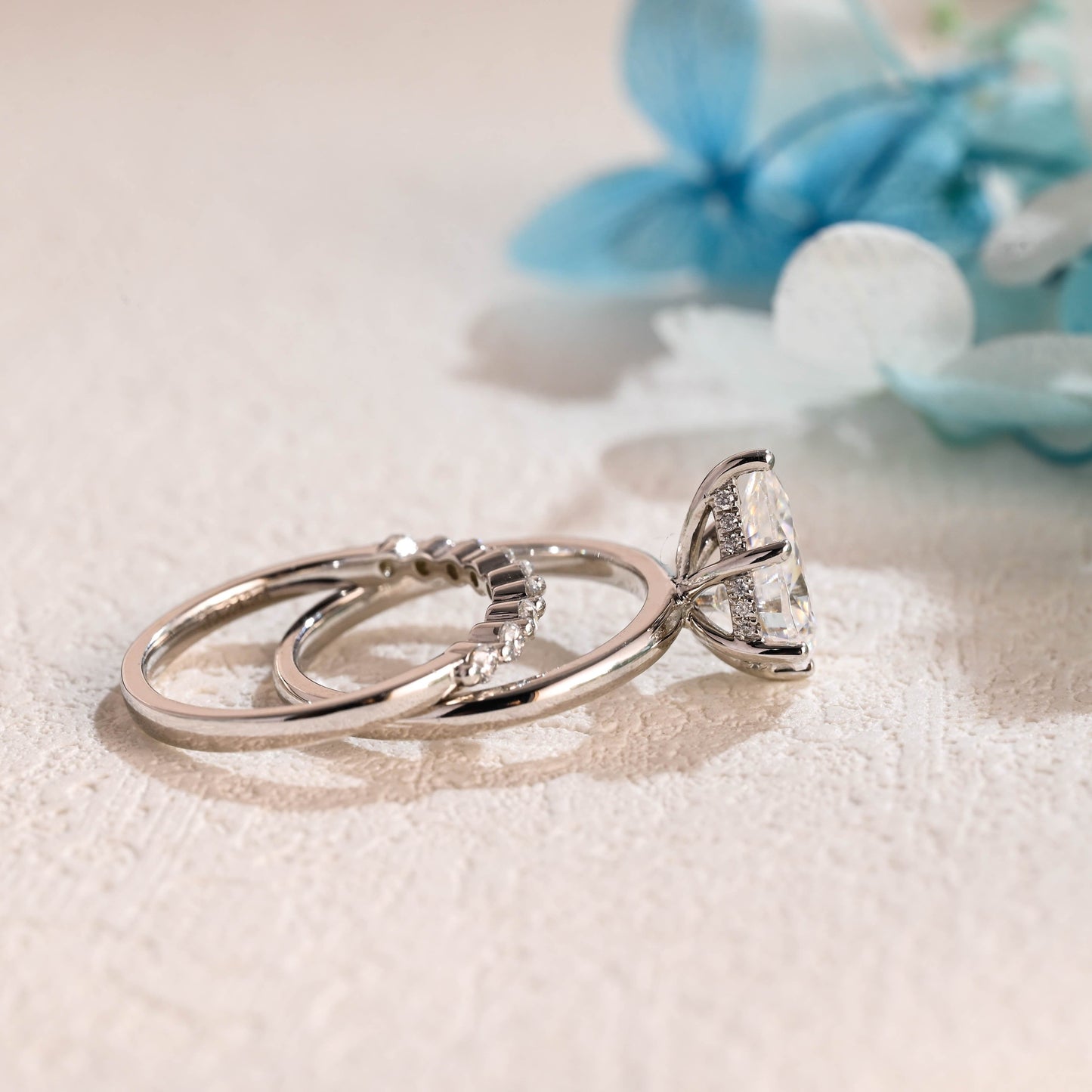 CausYou pear cut bridal set Solid Gold Pear Cut Moissanite Engagement Ring and Wedding Ring Set, Bridal Ring Set, Gift for Woman, Wife
