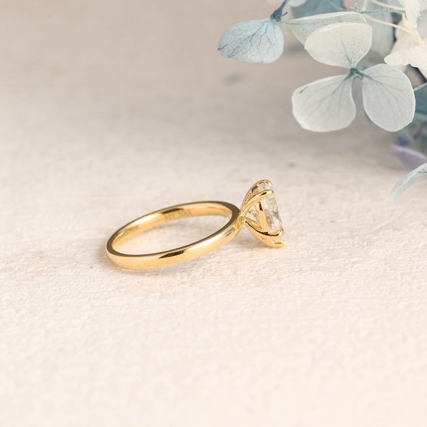 CausYou pear cut moissanite engagement ring Solid Gold Pear Cut Moissanite Engagement Ring