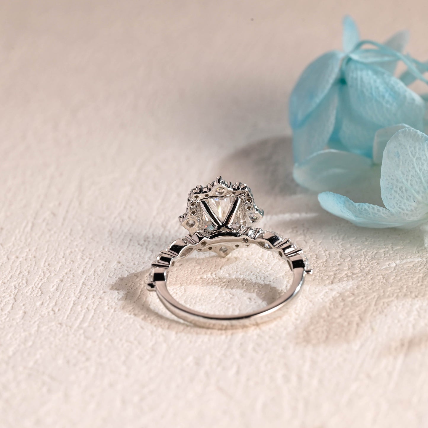 CausYou Radiant Cut Moissanite Engagement Ring Radiant Cut Moissanite Engagement Ring with Halo, Vintage Promise Ring, Proposal Ring, Gift for Women Wife