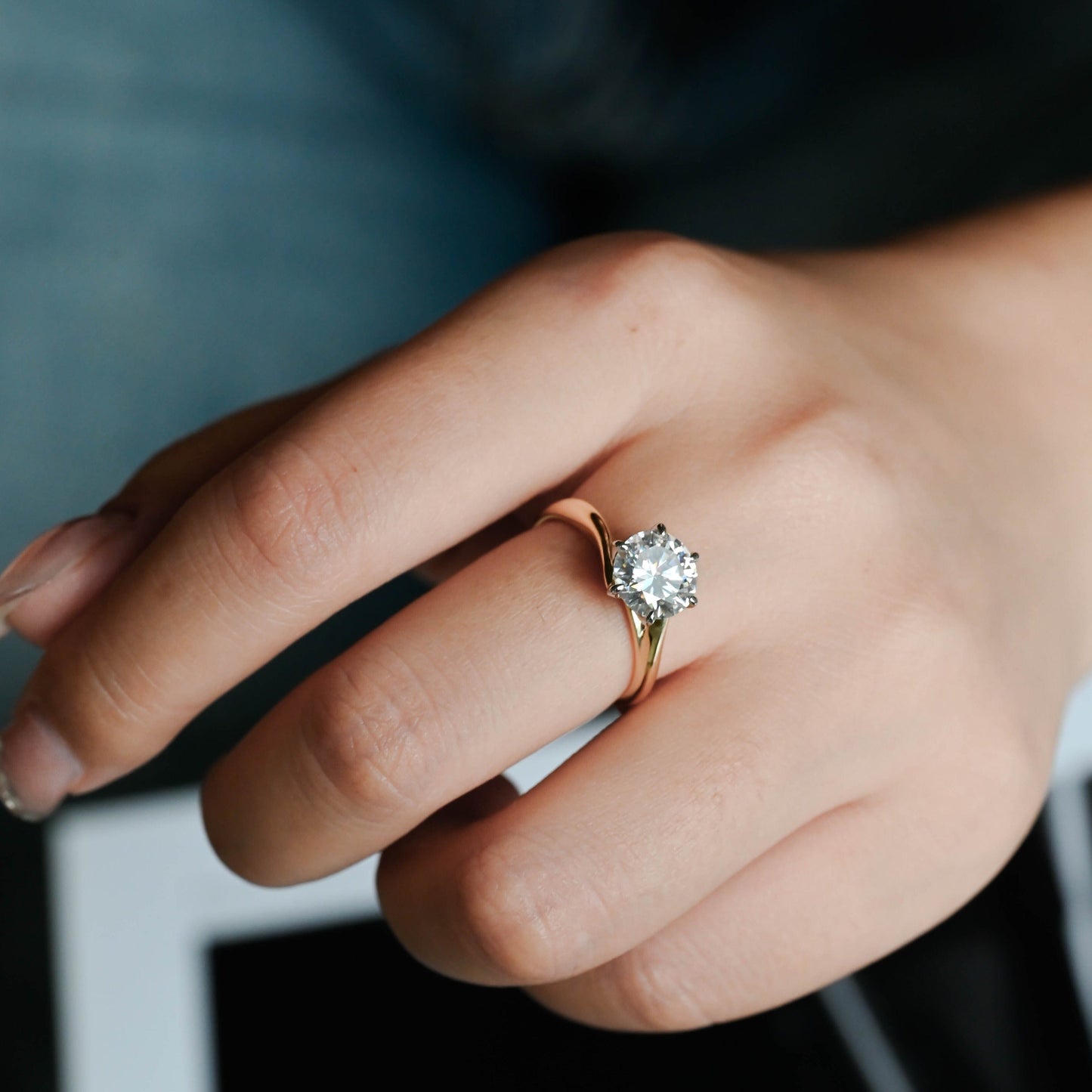 CausYou round cut diamond engagement ring CausYou Solid Gold D/VS1 Bypass Two Tone Round Cut Lab Grown Diamond Engagement Ring