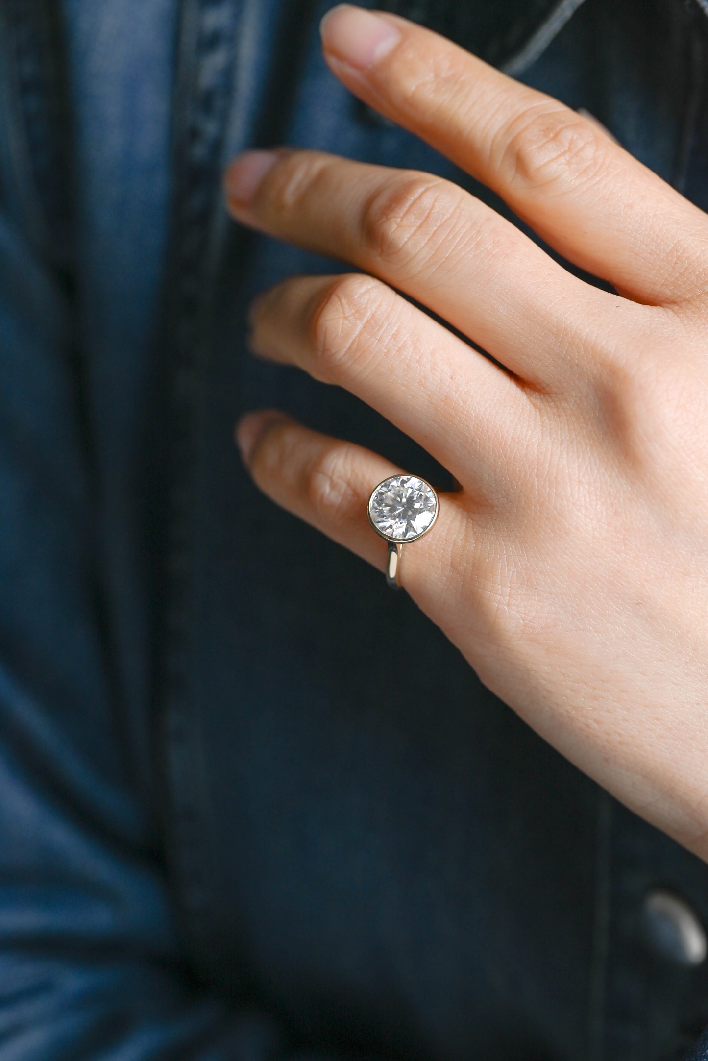 CausYou round cut diamond engagement ring Solid Gold D/VS1 Bezel High Setting Round Cut Lab Grown Diamond Engagement Ring
