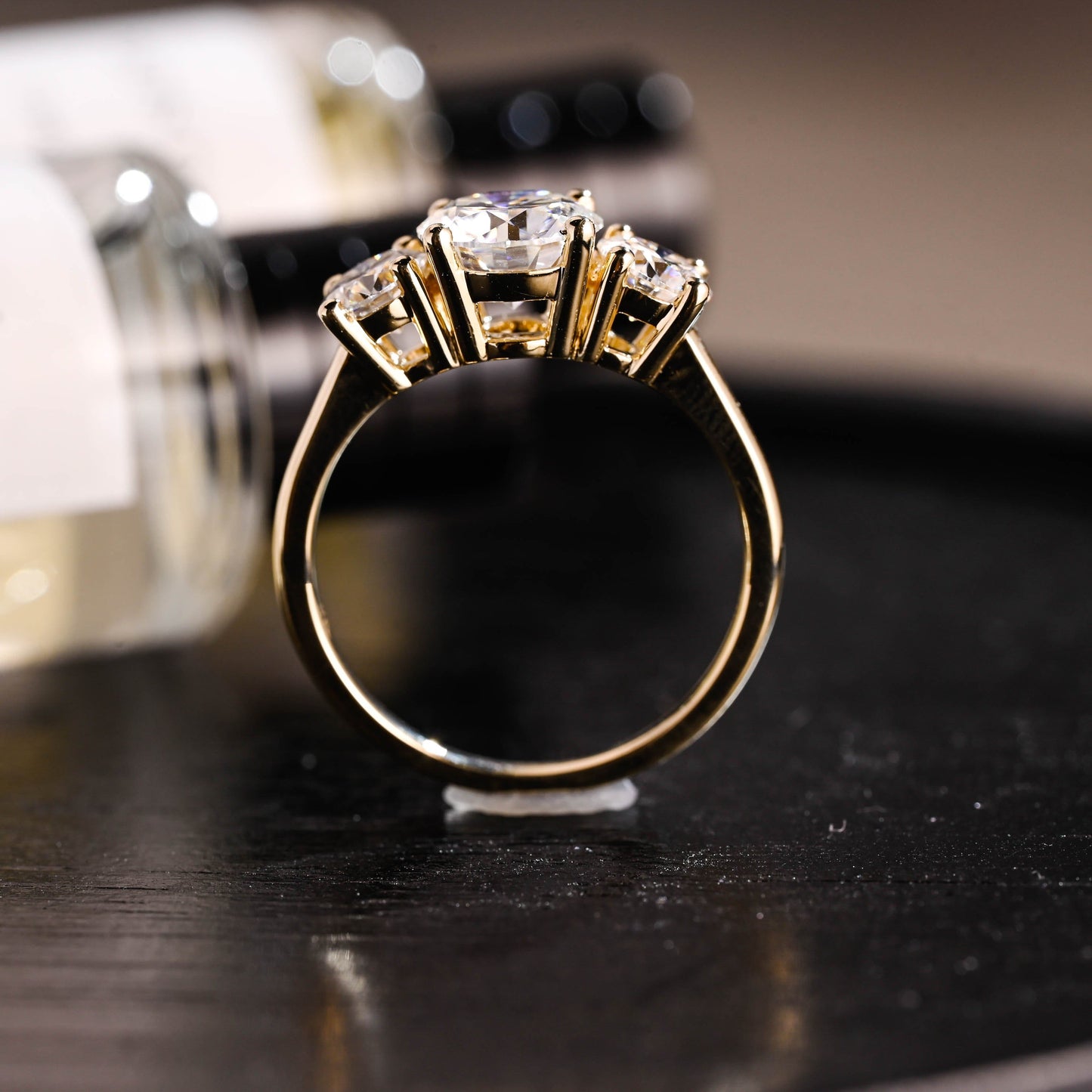 CausYou round cut diamond engagement ring Solid Gold D/VS1 Cathedral Setting Three Stone Round Cut Lab Grown Diamond Engagement Ring