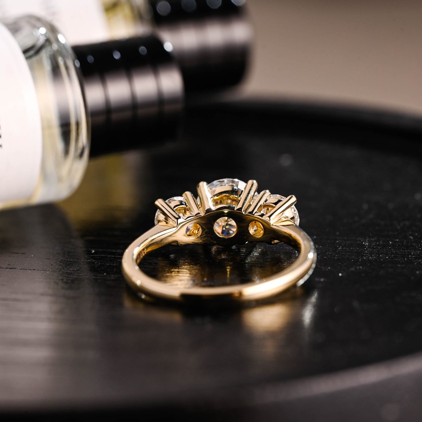 CausYou round cut diamond engagement ring Solid Gold D/VS1 Cathedral Setting Three Stone Round Cut Lab Grown Diamond Engagement Ring