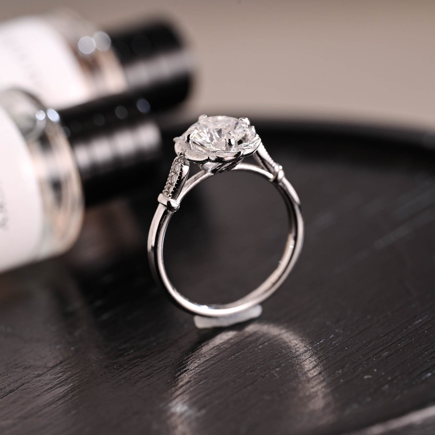 CausYou round cut diamond engagement ring Solid Gold D/VS1 Nature Inspired Leafy Round Cut Lab Grown Diamond Engagement Ring