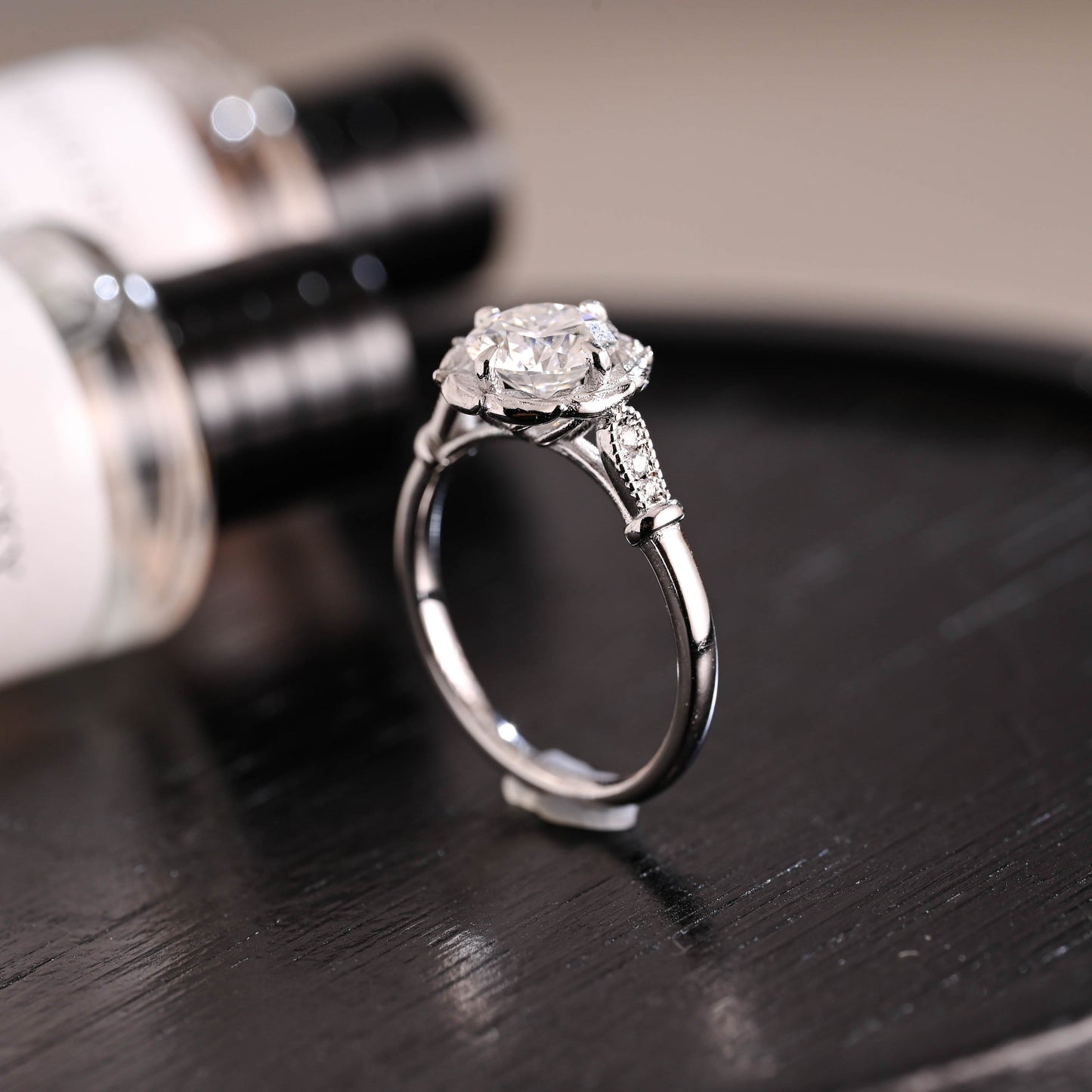 CausYou round cut diamond engagement ring Solid Gold D/VS1 Nature Inspired Leafy Round Cut Lab Grown Diamond Engagement Ring