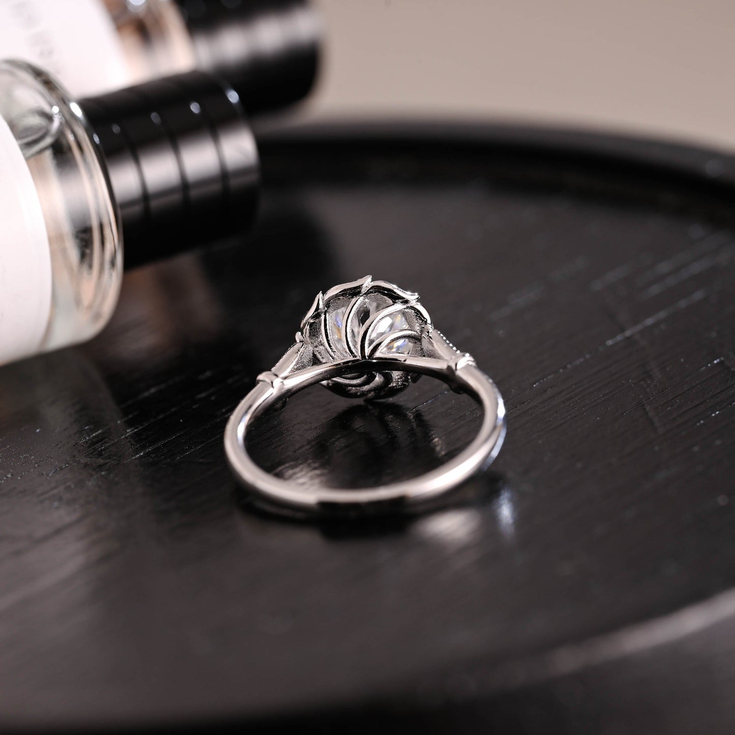 CausYou round cut diamond engagement ring Solid Gold D/VS1 Nature Inspired Leafy Round Cut Lab Grown Diamond Engagement Ring