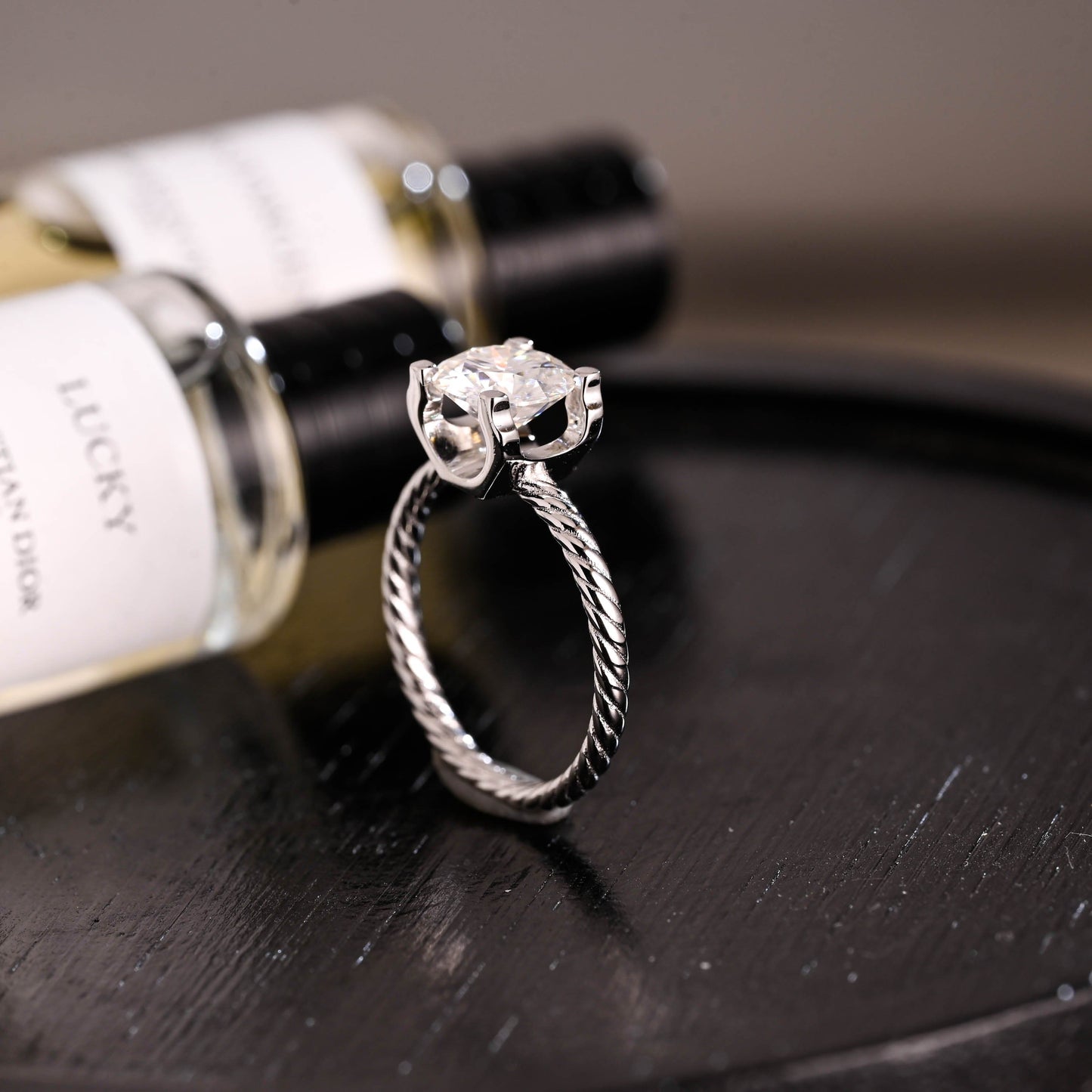 CausYou round cut diamond engagement ring Solid Gold D/VS1 Twisted Band 4 Prongs Round Cut Lab Grown Diamond Engagement Ring