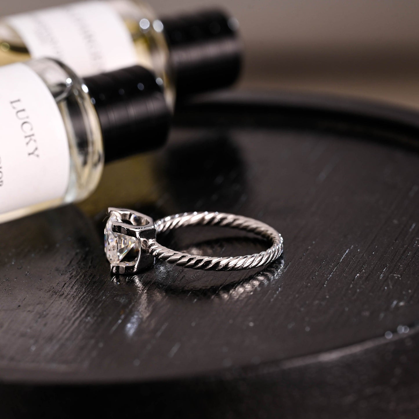 CausYou round cut diamond engagement ring Solid Gold D/VS1 Twisted Band 4 Prongs Round Cut Lab Grown Diamond Engagement Ring