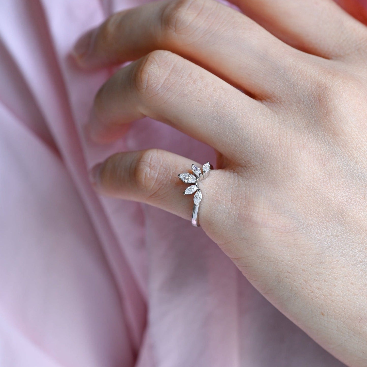 CausYou round cut diamond engagement ring Solid Gold Lab Grown Diamond Wedding Band, Curved Wedding Ring, Gift for Woman Wife