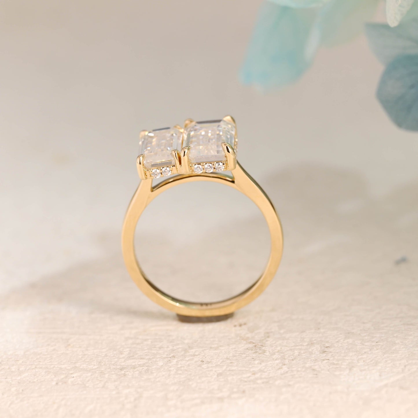 CausYou toi et moi engagement ring Solid Gold Elongated Emerald Cut Moissanite Toi et Moi Ring