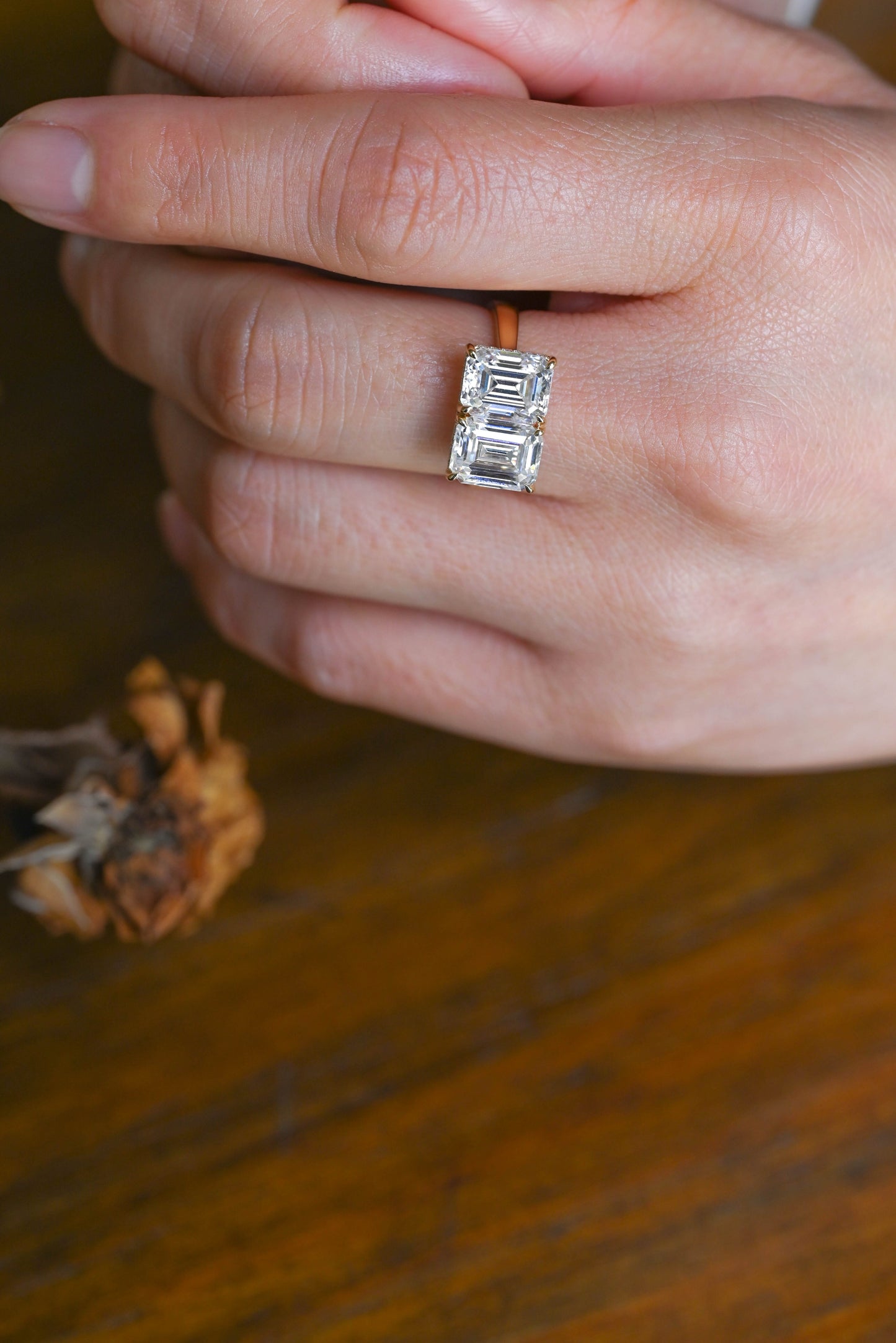 CausYou toi et moi engagement ring Solid Gold Emerald Cut Moissanite Toi et Moi Ring