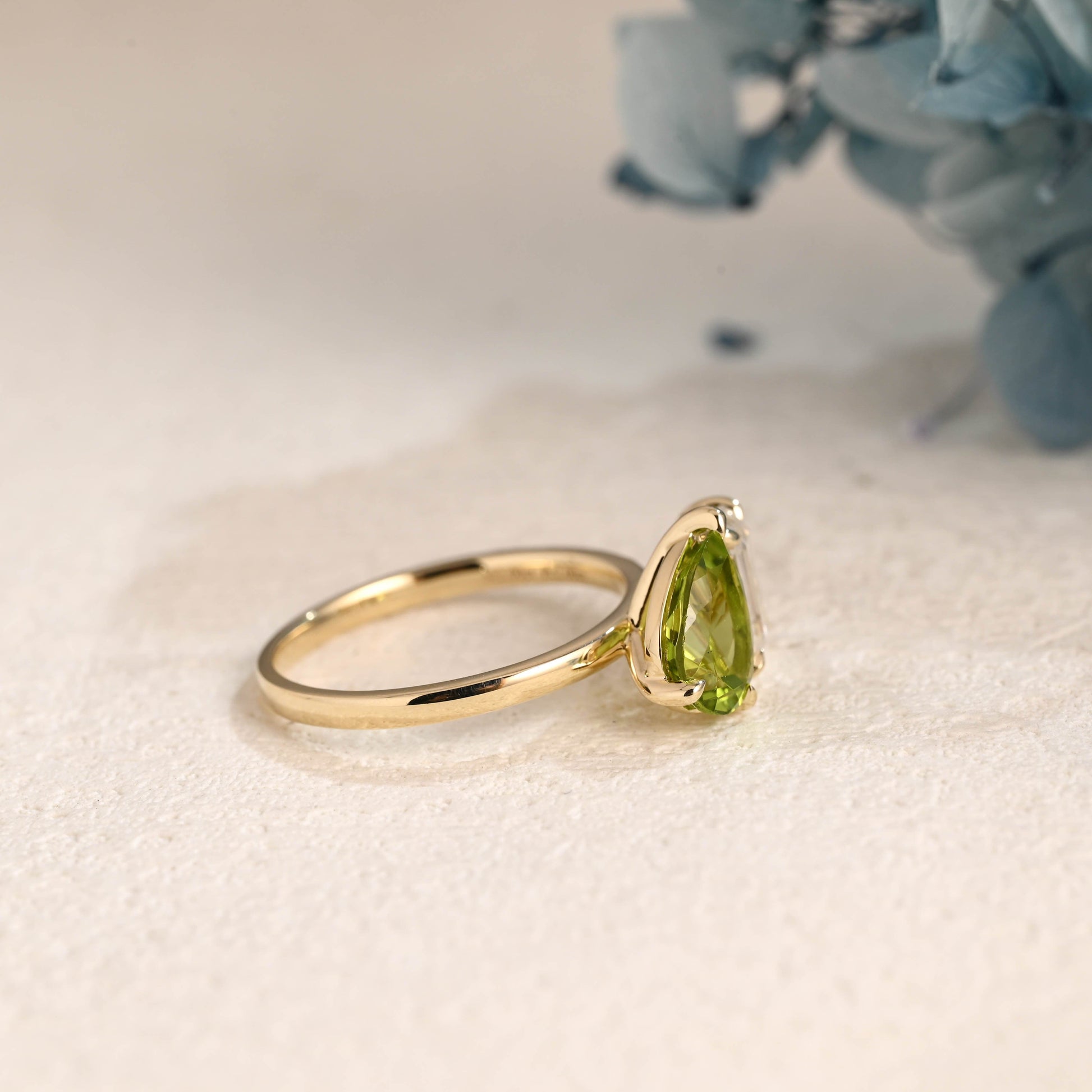 CausYou toi et moi engagement ring Solid Gold Toi et Moi Emerald Cut Moissanite & Green Natural Olivine Engagement Ring