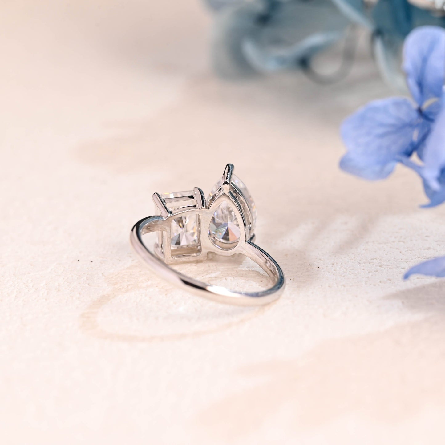 CausYou toi et moi engagement ring Solid Gold Toi Et Moi Radiant & Pear Cut Moissanite Engagement Ring