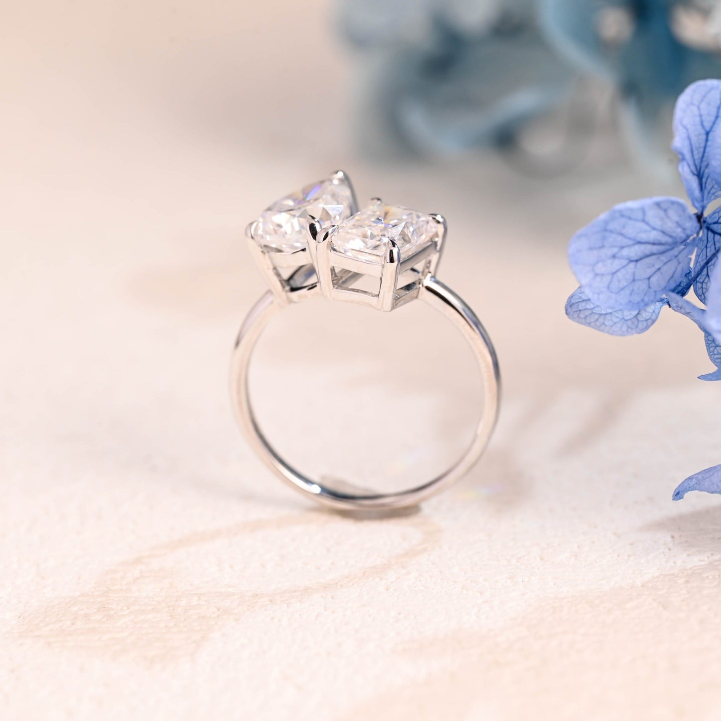 CausYou toi et moi engagement ring Solid Gold Toi Et Moi Radiant & Pear Cut Moissanite Engagement Ring