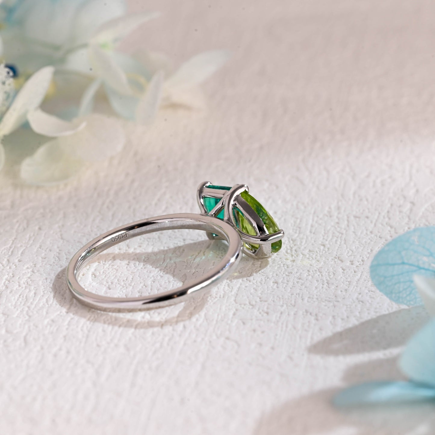 CausYou toi et moi engagement ring Solid Gold Toi Et Moi Ring, Pear cut Peridot & Lab Grown Emerald Engagement Ring, Anniversary Ring