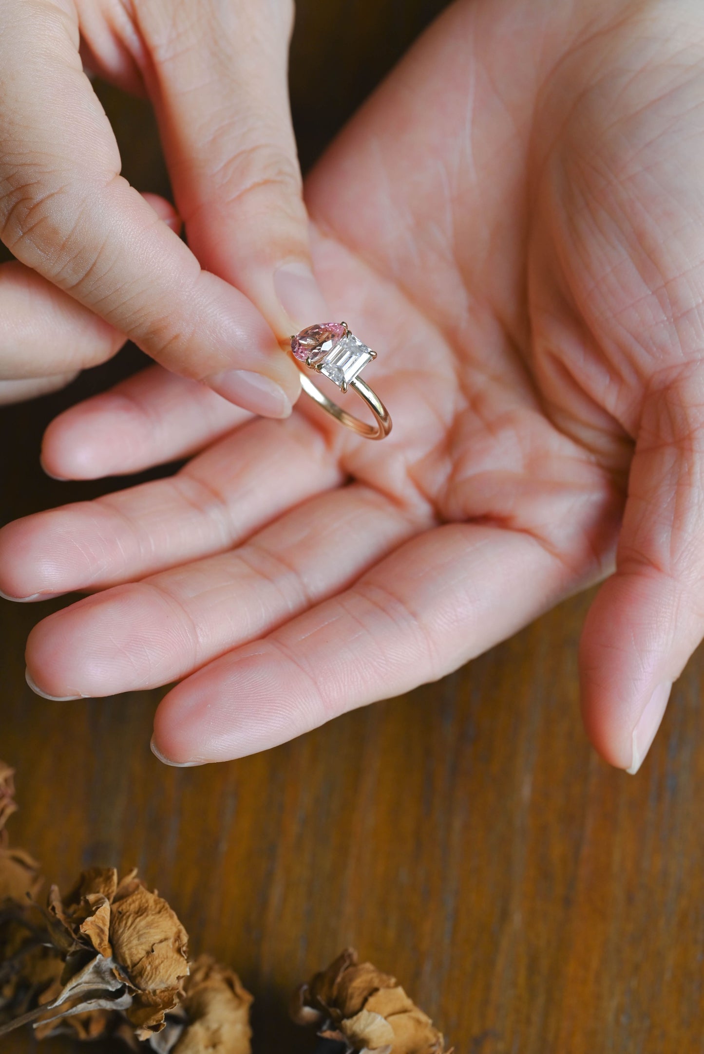 CausYou toi et moi engagement ring Solid Gold Toi et Moi Ring, Pear Lab Grown Sapphire & Emerald Moissanite Engagament Ring