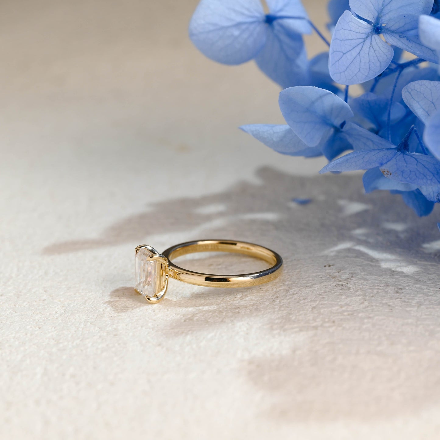 CausYou toi et moi engagement ring Solid Gold Toi et Moi Ring, Pear Lab Grown Sapphire & Emerald Moissanite Engagament Ring