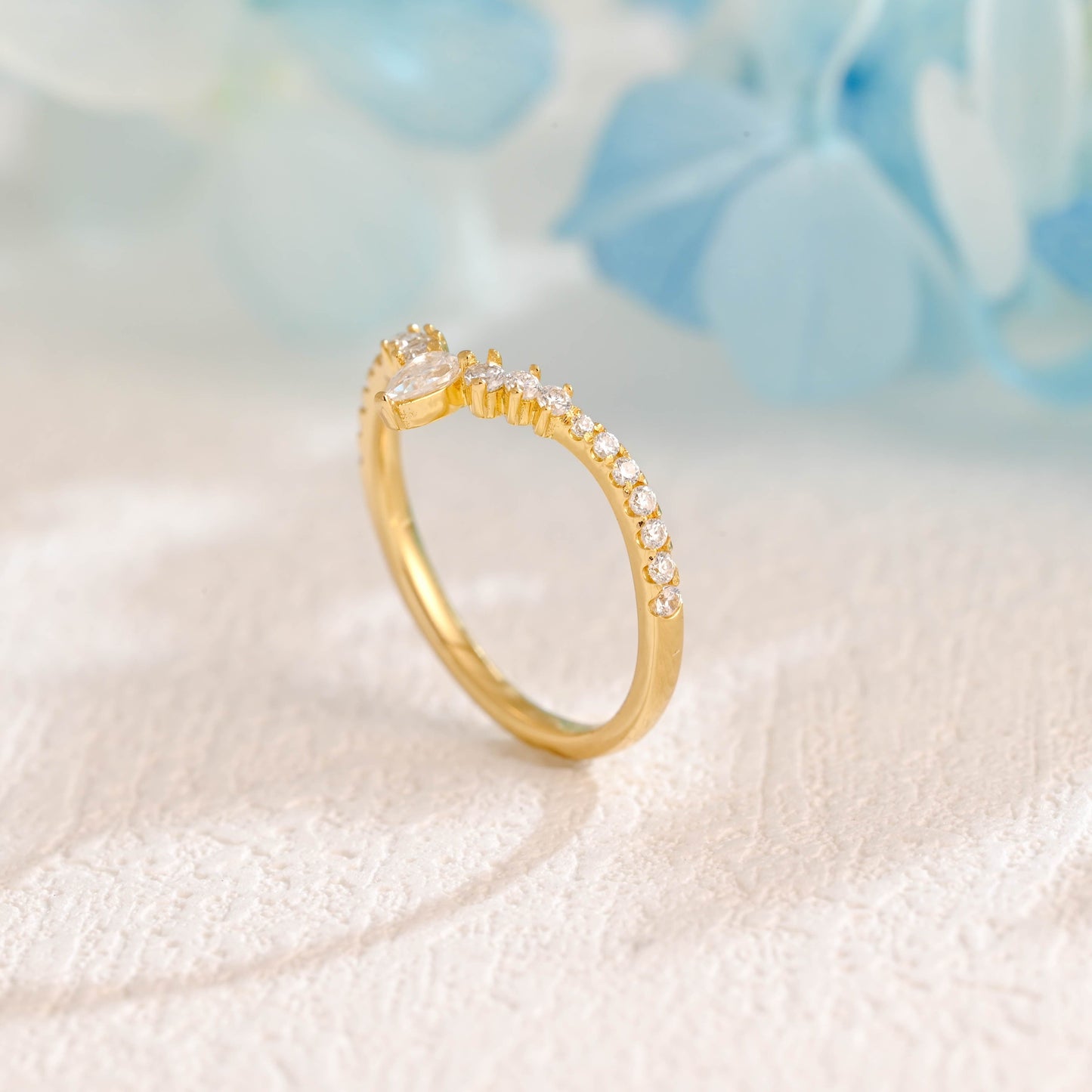 CausYou women's wedding ring Solid Gold Curved Moissanite Wedding Band, Stacking Wedding Ring, Gift for Women Wife