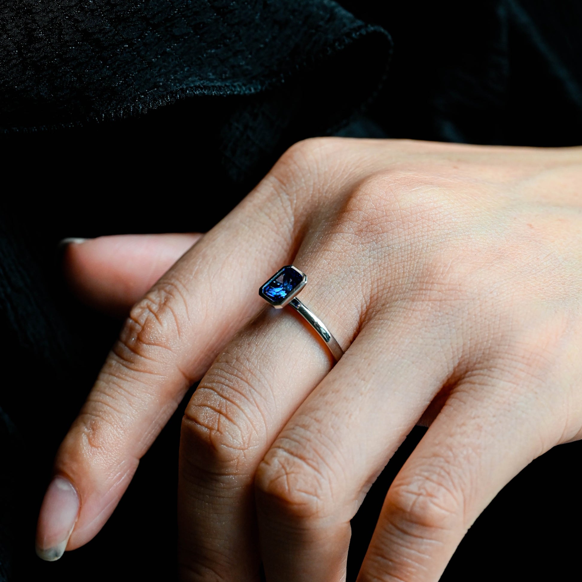 solid-gold-bezel-ring-lab-grown-sapphire-ring-engagement-ring-solitaire-ring