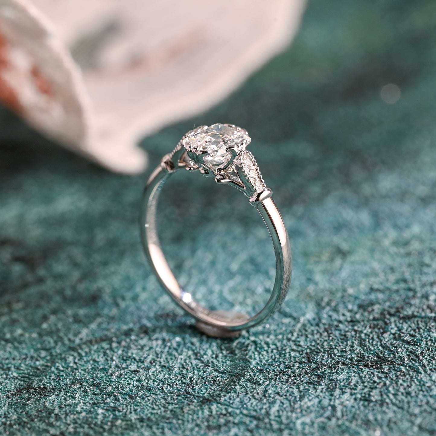 cushion-cut-lab-grown-diamond-engagement-ring-wedding-ring