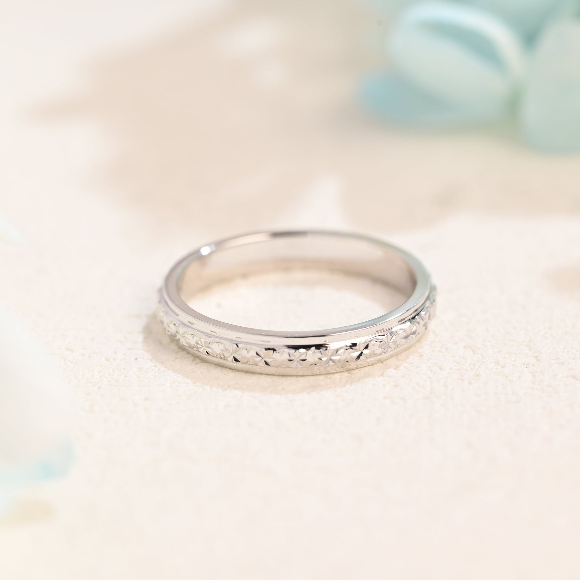 3mm-wide-Diamond-Pattern-Engraved-Wedding-Band