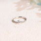 causyou-solid-gold-curved-round-cut-moissanite-wedding-band