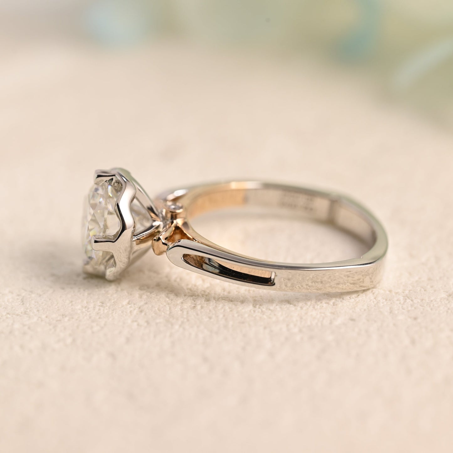 solid-gold-round-cut-moissanite-engagement-ring