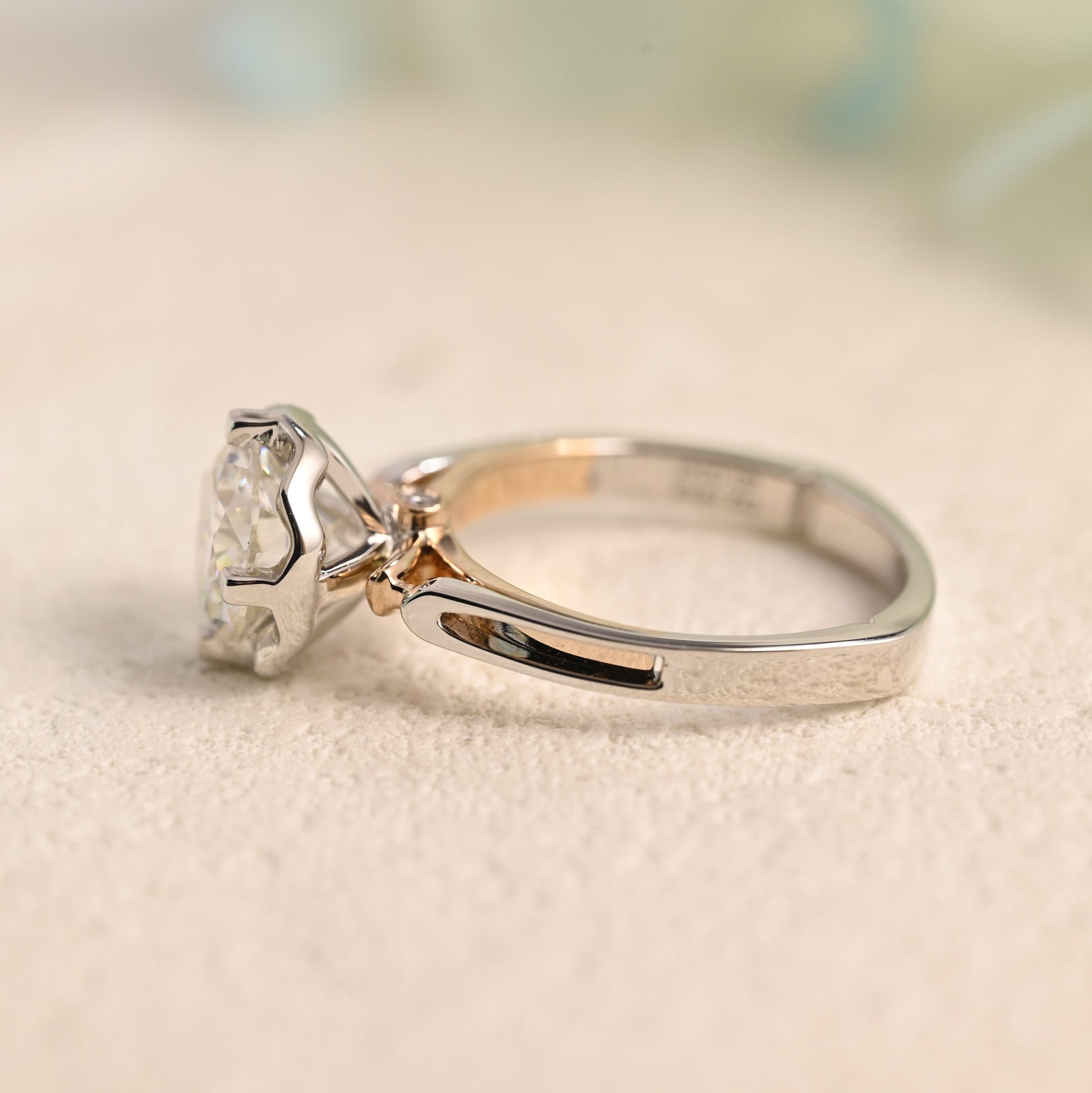 solid-gold-round-cut-moissanite-engagement-ring