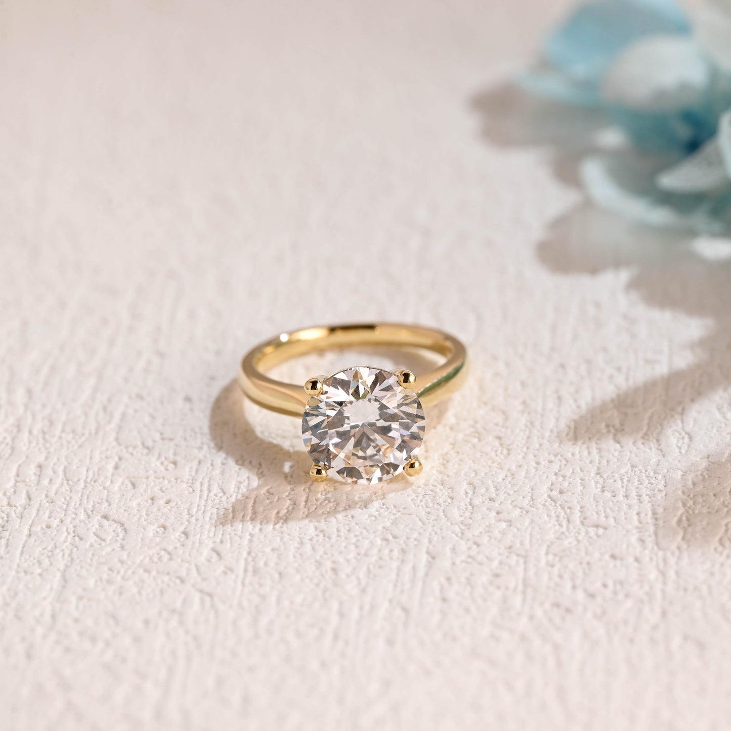 round-prongs-moissanite-engagement-ring-cathedral-setting-wedding-ring-round-cut-diamond-ring