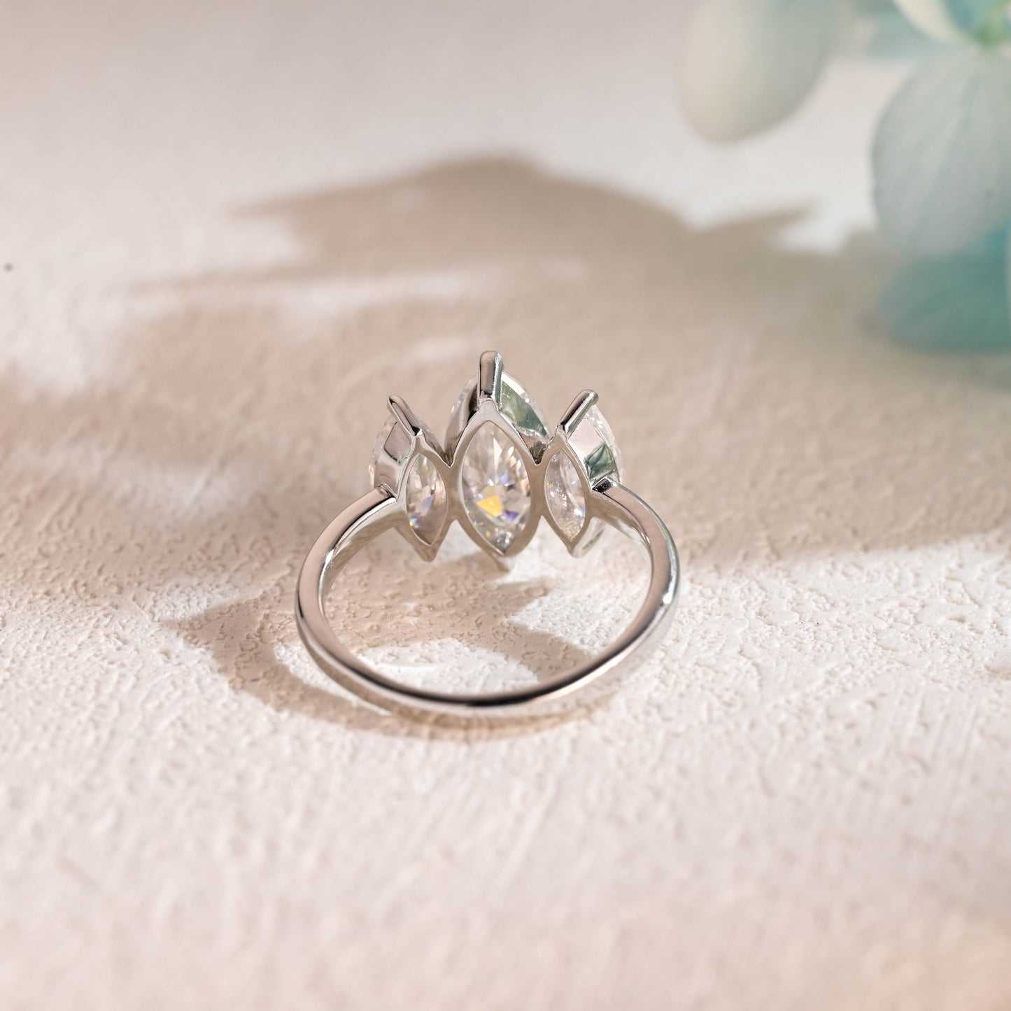 causyou-solid-gold-marquise-cut-moissanite-engagement-ring