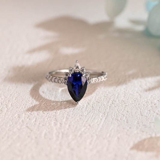 solid-gold-pear-cut-lab-grown-sapphire-engagement-ring